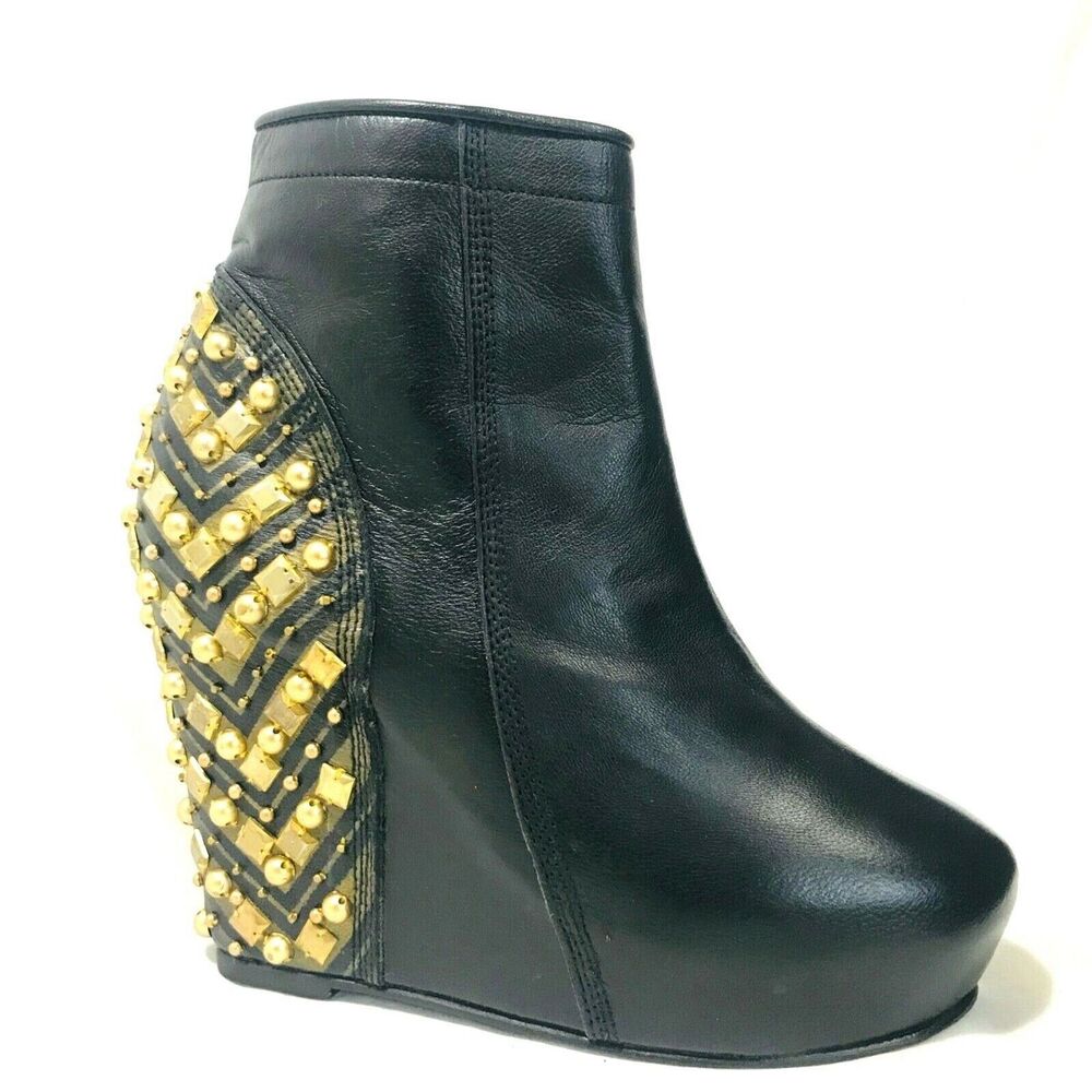RARE Shakuhachi Ankle Boot 6.5 Wedge Black Leather Gold Bead Runway Manga